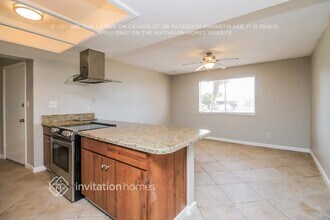 2124 W Del Oro Cir in Mesa, AZ - Foto de edificio - Building Photo