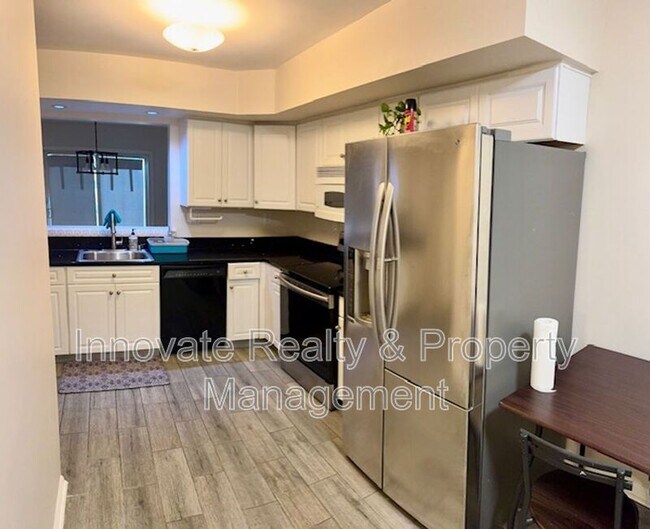 584 Mount Vernon Cir in Bensalem, PA - Building Photo - Building Photo