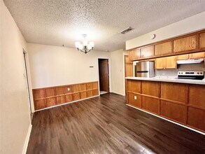 2320 Miguel Ln in Arlington, TX - Building Photo - Building Photo