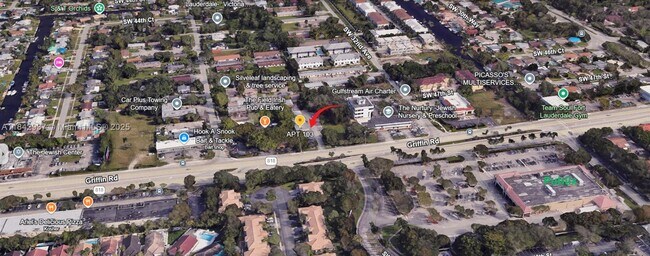 3265 Griffin Rd in Fort Lauderdale, FL - Building Photo - Building Photo