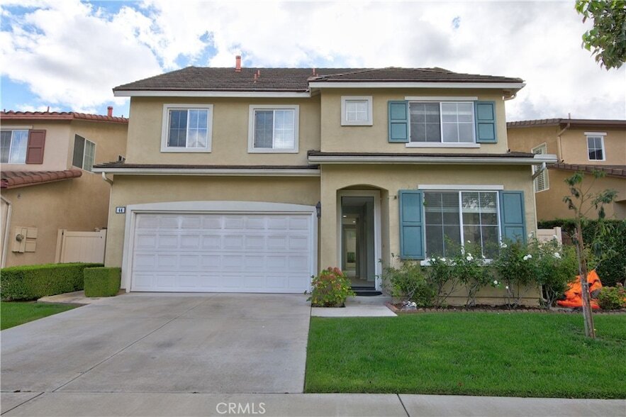 44 Pembroke in Irvine, CA - Building Photo