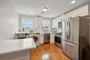 240.5 South St in Jersey City, NJ - Building Photo