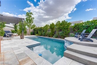 214 Abbey Hill St in Henderson, NV - Building Photo - Building Photo