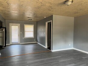 2133 NW Denver Ave in Lawton, OK - Building Photo - Building Photo
