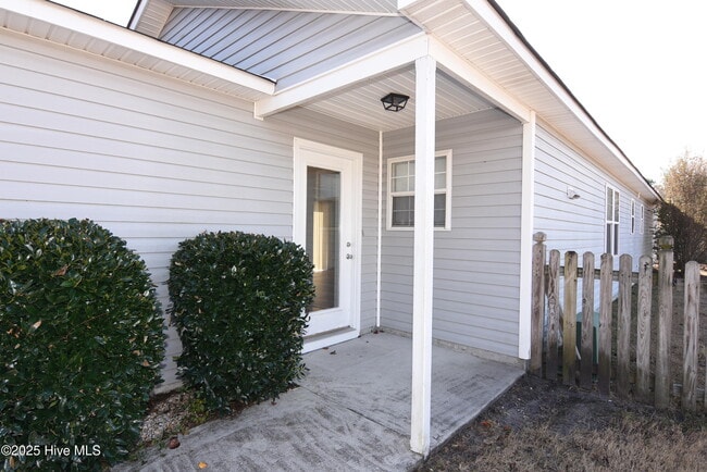 309 Bridgeton Ct in Wilmington, NC - Building Photo - Building Photo