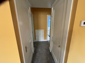 2530 Radcliffe Ave, Unit 2530A Radcliffe Avenue in Roslyn, PA - Building Photo - Building Photo