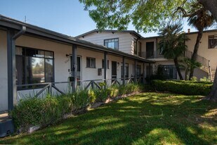 6300 Coldwater Canyon Ave, Unit 6304 1/2 in Los Angeles, CA - Building Photo