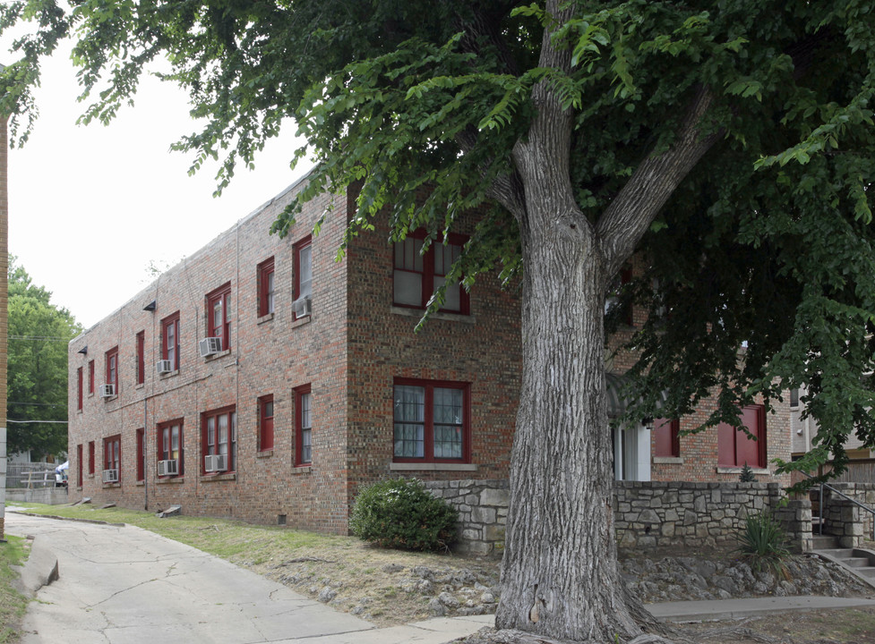 Virgina Ann Apartments in Tulsa, OK - Building Photo