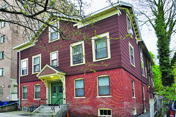 9 Smith Ave, Unit 2R in Somerville, MA - Foto de edificio