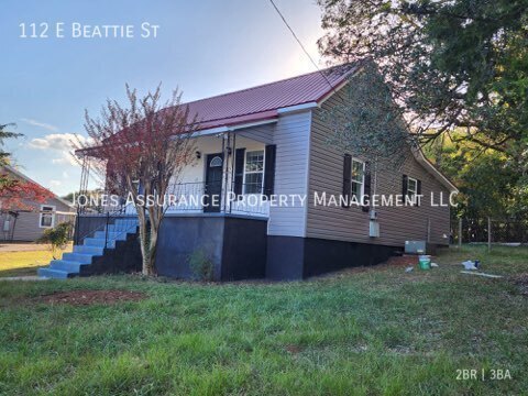 112 E Beattie St in Liberty, SC - Building Photo