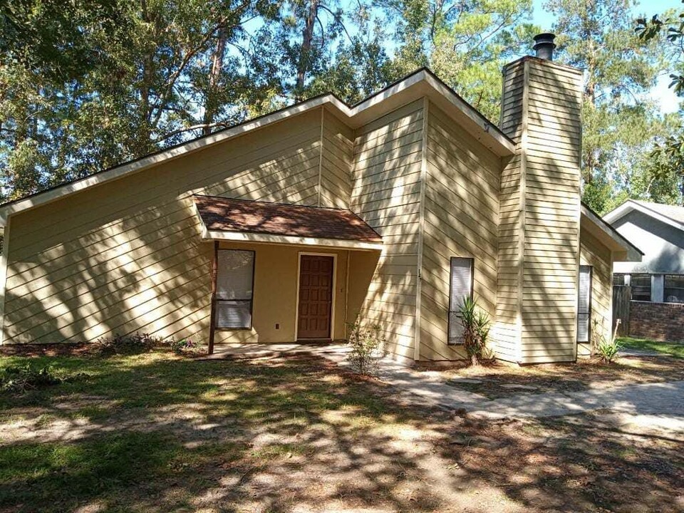 129 Mead Ct in Mandeville, LA - Building Photo