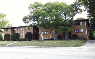 724-728 Grand Ave Apartments