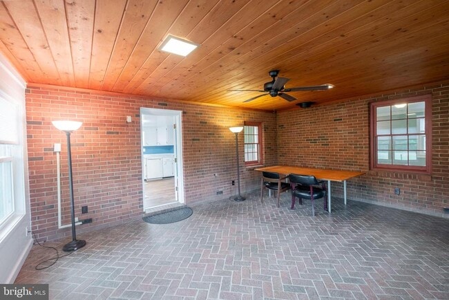 property at 12475 Rock Point Rd