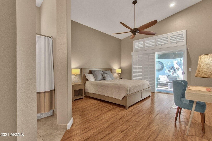 1138 E Amberwood Dr, Unit 1027 in Phoenix, AZ - Building Photo