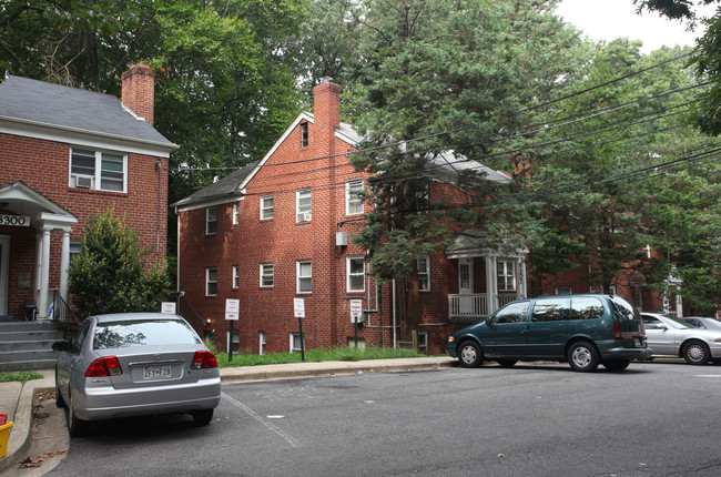 8302 Roanoke Ave in Takoma Park, MD - Building Photo - Building Photo