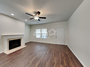 1415 Henry David Ct in Charlotte, NC - Foto de edificio - Building Photo