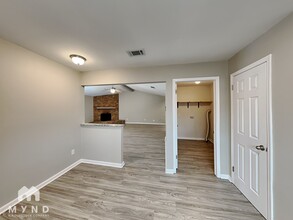 10831 Mandarin Station Dr E in Jacksonville, FL - Building Photo - Building Photo