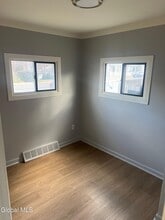 9 Edward St in Cohoes, NY - Building Photo - Building Photo