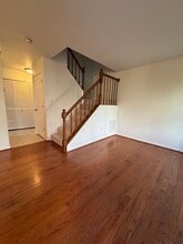 6091 Netherton St in Centreville, VA - Building Photo - Building Photo