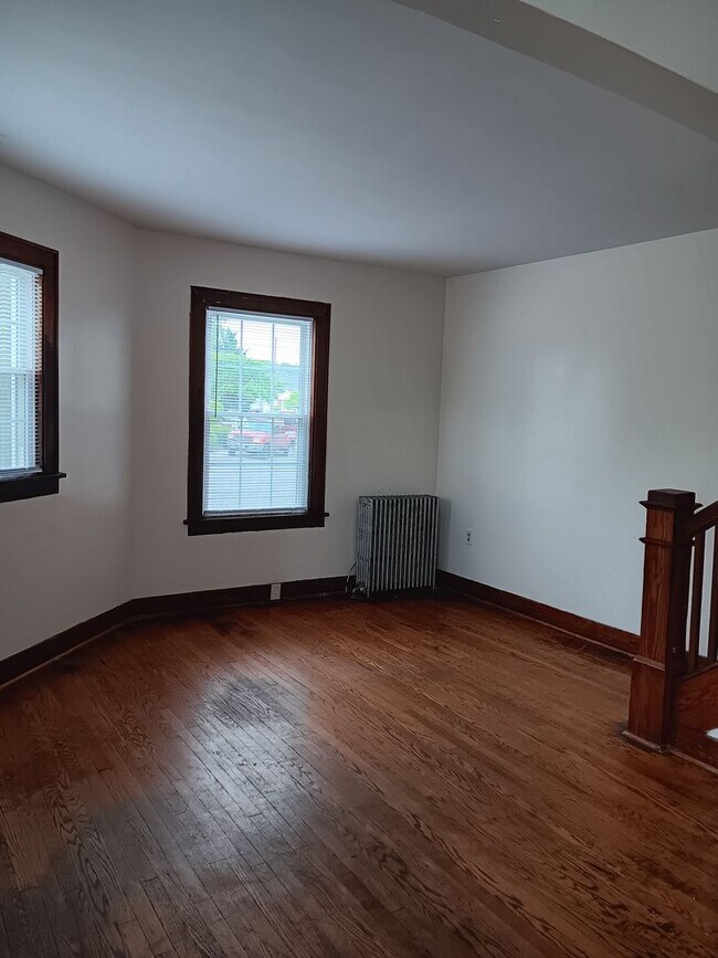 701 Montgomery Ave, Unit 600 St. Mary St in Cumberland, MD - Building Photo - Building Photo