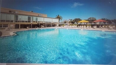 2295 Mexican Way in Clearwater, FL - Building Photo - Building Photo
