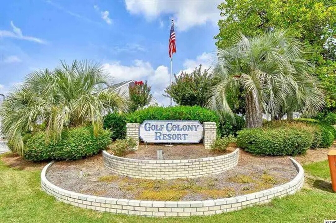 3700 Golf Colony Ln in Little River, SC - Foto de edificio