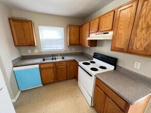 501 W Carver St in Durham, NC - Building Photo - Building Photo