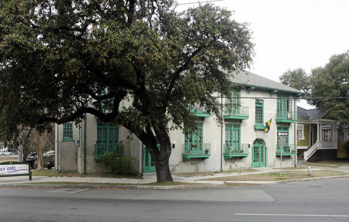 85-87 Allard Blvd in New Orleans, LA - Building Photo