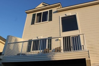 3843 Abercrombie Ln in Stillwater, MN - Building Photo - Building Photo