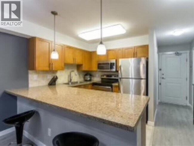 2373 Atkins Ave in Port Coquitlam, BC - Building Photo - Building Photo