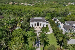 26 Tahiti Beach Island Rd in Coral Gables, FL - Building Photo
