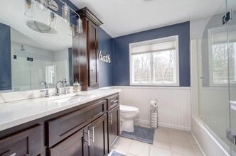 85 Abington Ave in Holbrook, MA - Building Photo - Building Photo