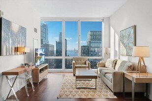 605 W 42nd St in New York, NY - Building Photo