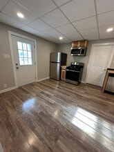 904 7th Ave in Elizabeth, PA - Building Photo - Building Photo