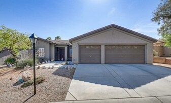 8237 Cabin Springs Ave in Las Vegas, NV - Building Photo