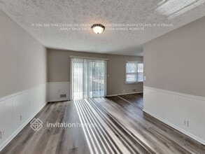 1948 Englewood Way SW in Snellville, GA - Foto de edificio - Building Photo