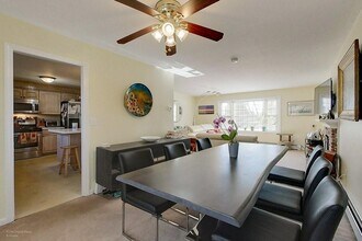 88 Woodland Dr in Portsmouth, RI - Building Photo - Building Photo