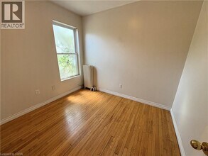 55 Barton St W in Hamilton, ON - Building Photo - Building Photo