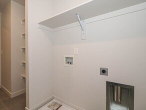 2669 N Geranium Dr in Saratoga Springs, UT - Building Photo - Building Photo