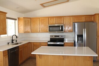 3659 Tarpon Dr in Lake Havasu City, AZ - Building Photo - Building Photo