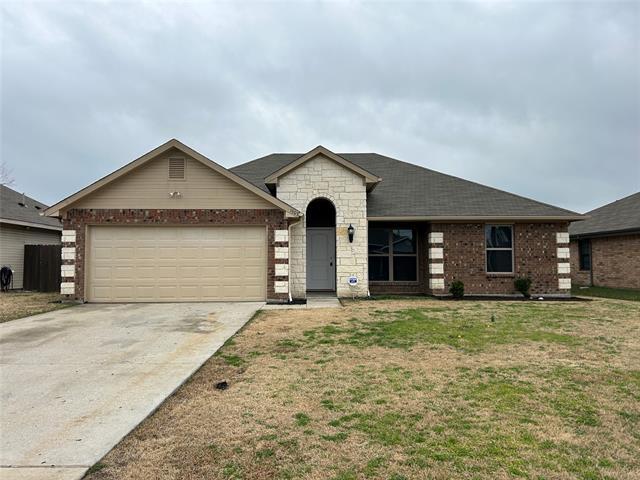 1303 Melody Cir in Kaufman, TX - Foto de edificio - Building Photo