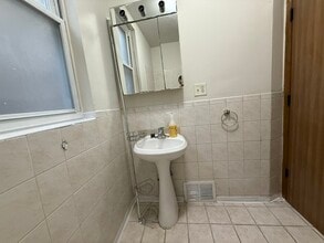 2136 S Homan Ave in Chicago, IL - Building Photo - Building Photo