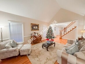 25617 Creek Run Terrace in South Riding, VA - Building Photo - Building Photo