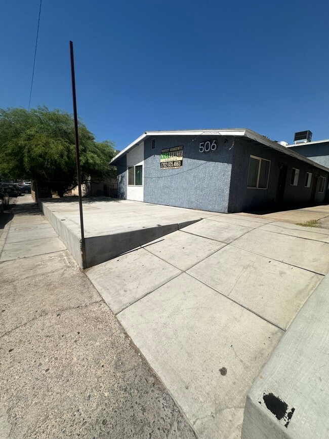 506 McKellar Cir, Unit 3