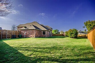 821 Meadowlark Dr in Murphy, TX - Building Photo - Building Photo