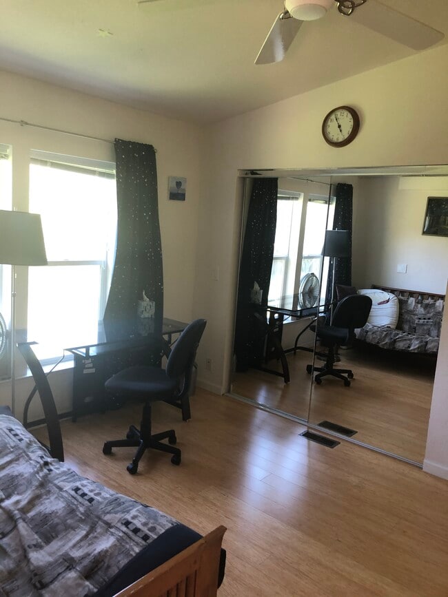 3530 Deer Hill Rd, Unit A in Lafayette, CA - Foto de edificio - Building Photo