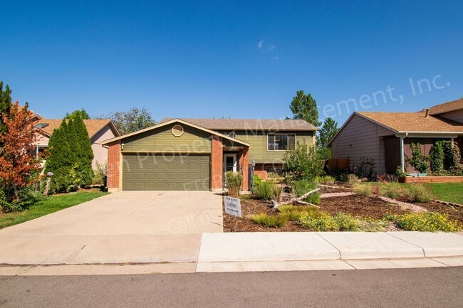property at 2861 Chickaree Pl SW
