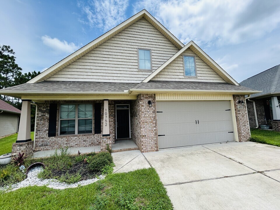 10752 Trailblazer Wy in Pensacola, FL - Building Photo
