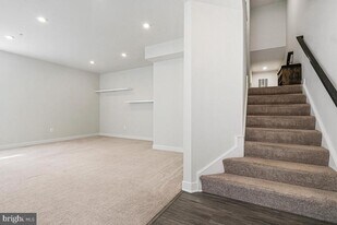 3760 Charterhouse Alley in Waldorf, MD - Building Photo