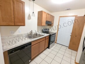 8760 Sheridan Rd in Kenosha, WI - Building Photo - Building Photo